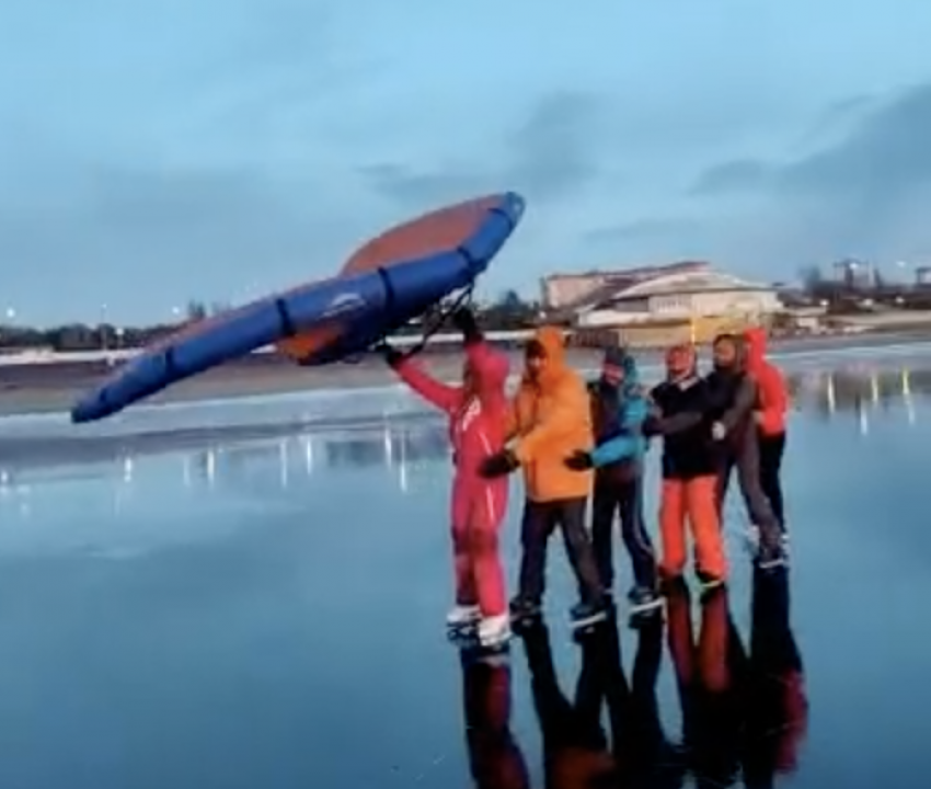 Тольяттинские экстремалы вышли на лёд