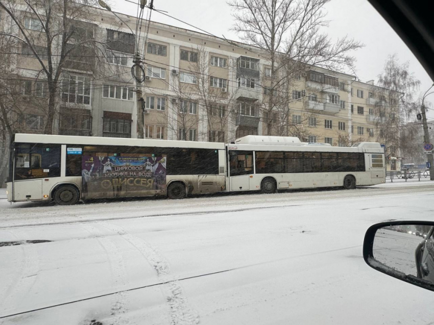 В Самаре столкнулись две пары автобусов