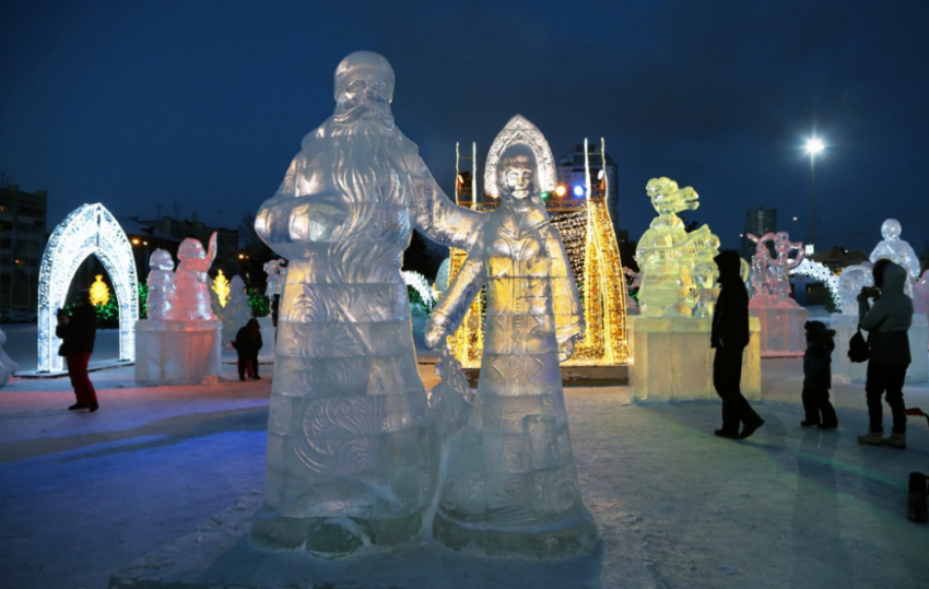 Без концерта, но с катком и ледовым городком: рассказываем, как пройдёт Новый год на главной площади Самары
