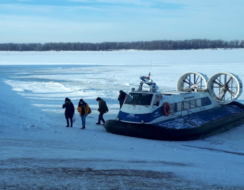 «Подушки» спустили на лёд: водный маршрут из Самары в Рождествено возобновляет работу