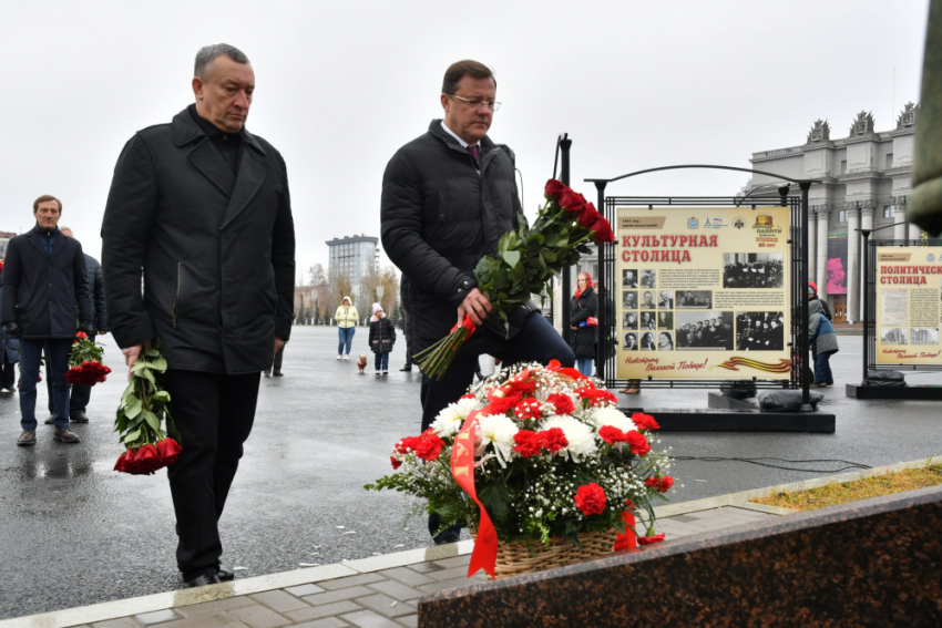 Губернатор не поехал смотреть памятник пивному бочонку, но вспомнил про запасную столицу СССР