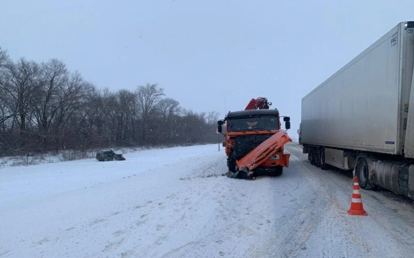 Видеокомментарии ГИБДД по поводу двух страшных аварий в Самарской области, в которых сегодня утром погибли 9 человек  