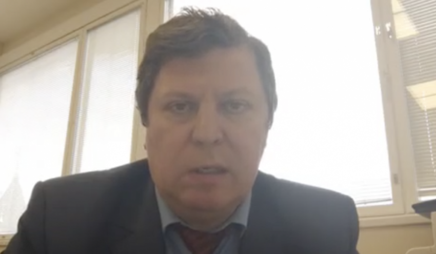 «Брать грибочки?»: депутат Михаил Матвеев снова просит «помощи зала»