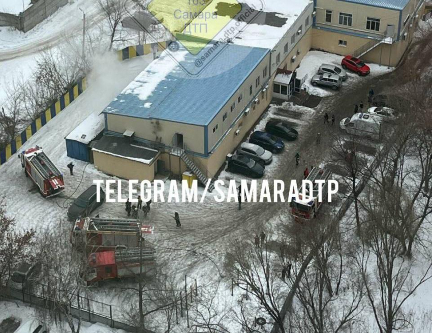 В самарском фитнес-клубе из-за пожара в сауне эвакуировали 100 человек 