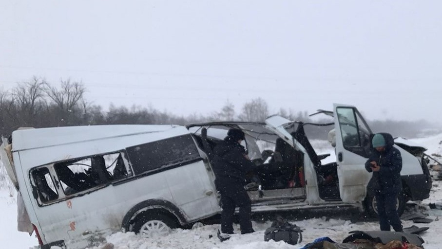 В Нефтегорском районе в аварии с пассажирским автобусом погибли 5 человек