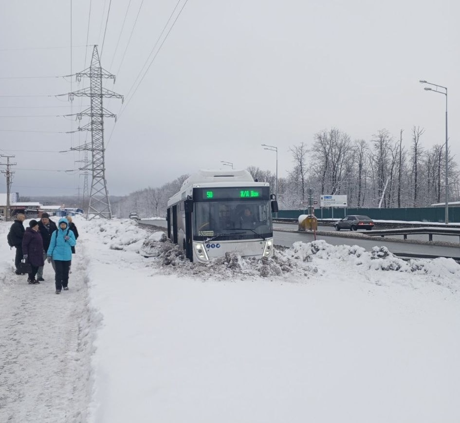 У нового автобуса №50 в Самаре отказали тормоза