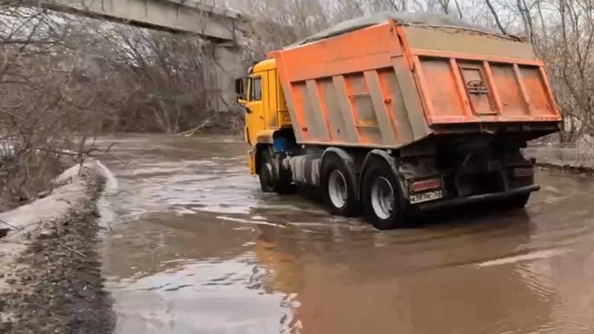 Дорога до Смышляевки ушла под воду